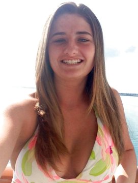 Emma1999 from Florida,United States